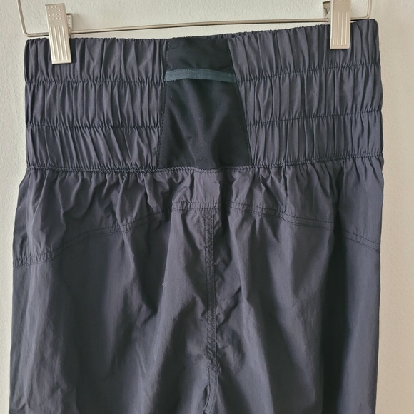 Free People The Noiseless Way Home Jogger Black Lightweight Zip Front Pockets XS - Picture 6 of 11